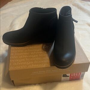 Dr. Scholl's Black Ankle Boots